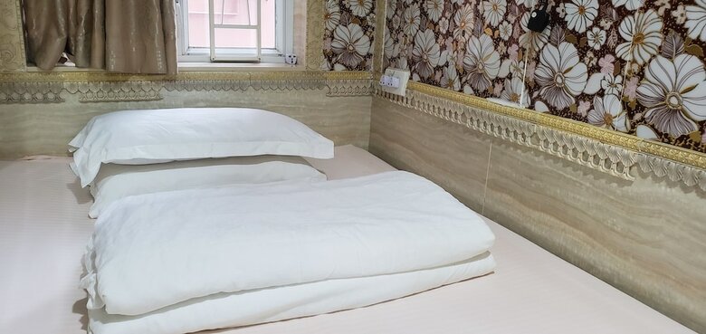 Hi Hotel - Guest House