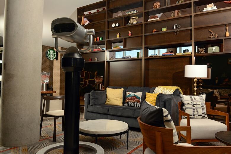 Hotel Hyatt Place Pe�a Station/denver Airport