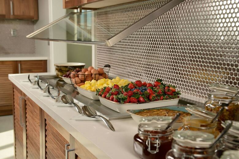 Hotel Hyatt Place Pe�a Station/denver Airport