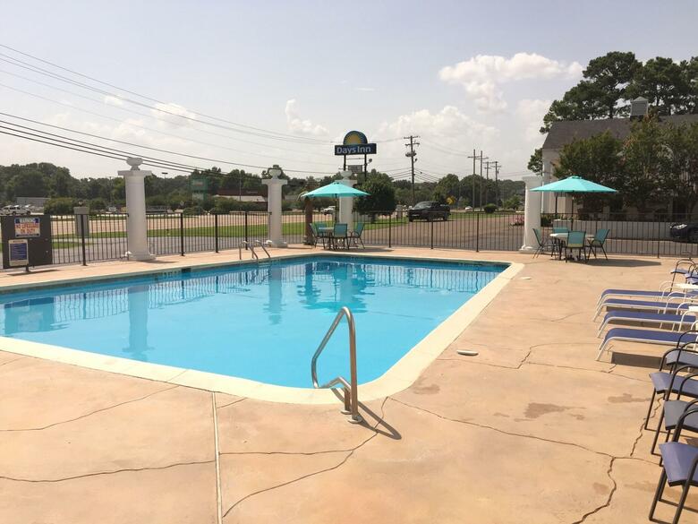 Hotel Days Inn