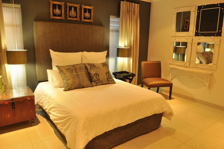 Bed & Breakfast House And Heart Guest House
