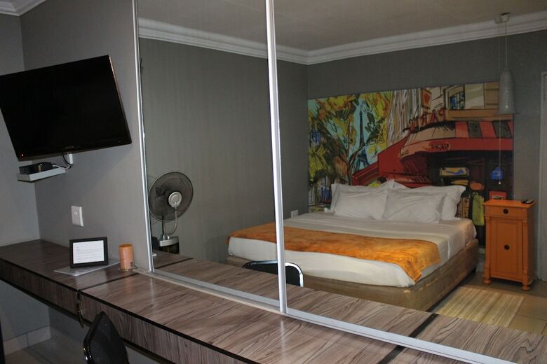Bed & Breakfast House And Heart Guest House