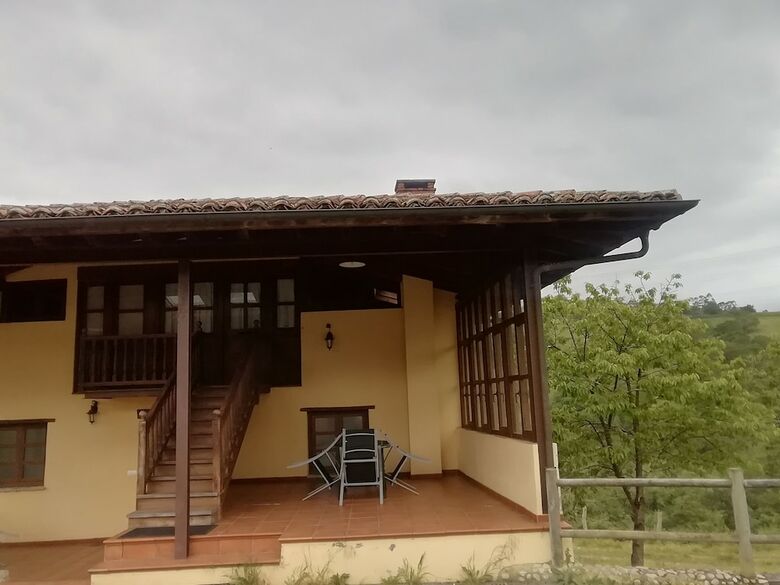 Agroturismo La Casona de Sovi�a