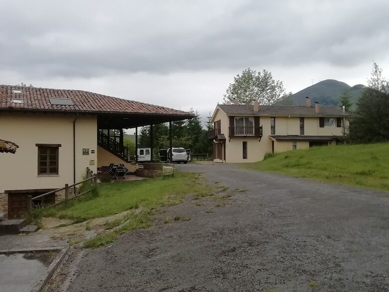 Agroturismo La Casona de Sovi�a