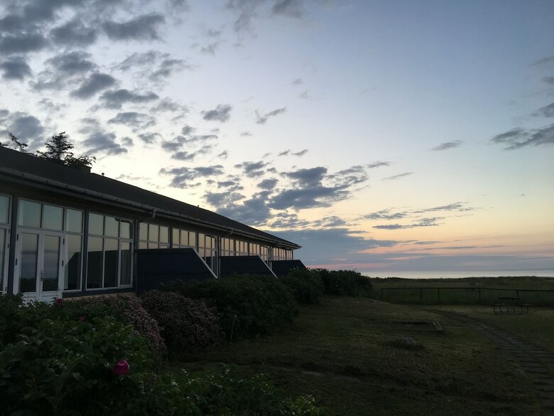 Apartamentos Skaerven Beachfront Condos And Cottage