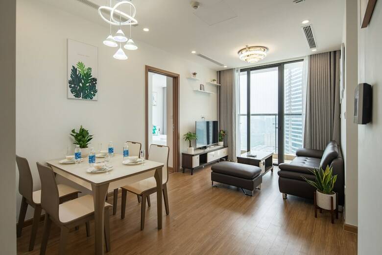 Aparthotel Luxury Apartment Vinhomes Skylake