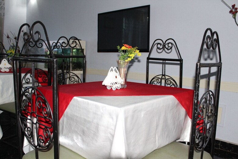 Gorsben Royal Lodge Hotel