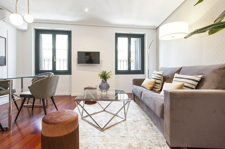 Apartamentos Plaza Espa�a VII