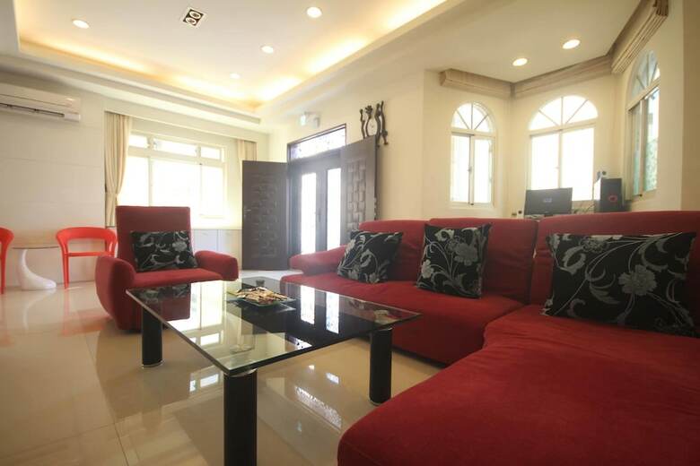 Hotel Dameile Homestay