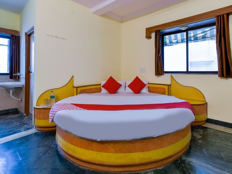 Hotel Oyo 26631 Sai Mamta