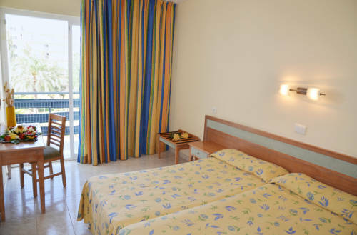 Hotel Azuline Pacific