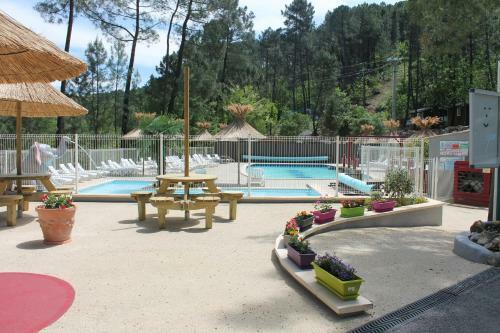 Village de Chalets Camping Bois Simonet