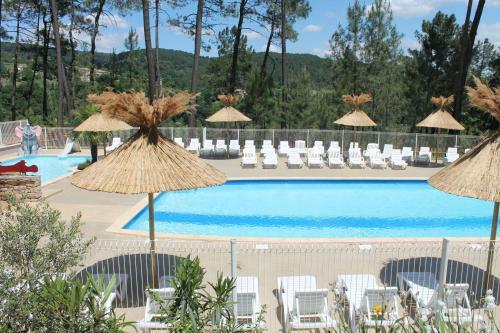 Village de Chalets Camping Bois Simonet