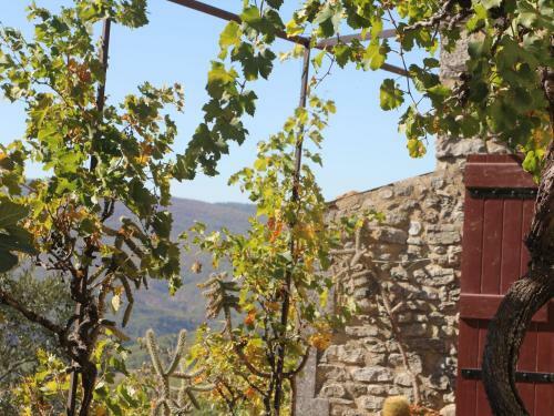 Holiday Home La Trinite St Martin De Castillon