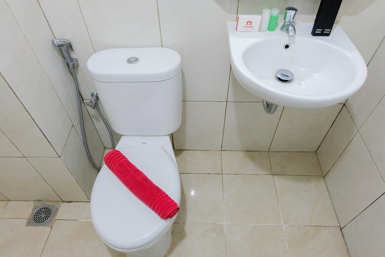Elegant 2br At The Nest Puri Apartment