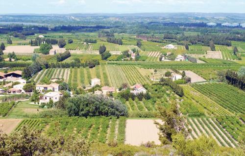 Holiday Home Eyragues Chemin de L'arenier II