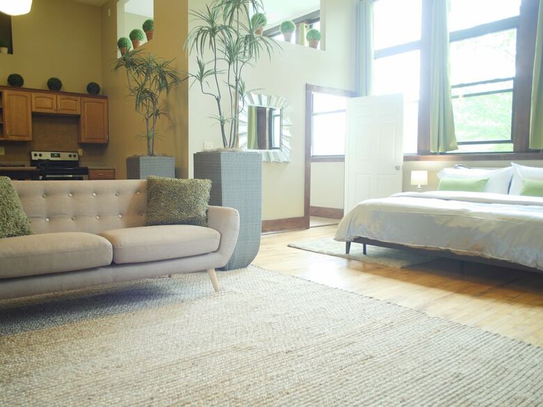 Hotel School 31 Lofts At Colors Studios