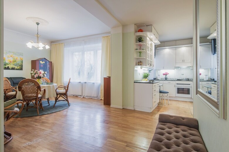 Gm Apartment Staropimenovskiy 16