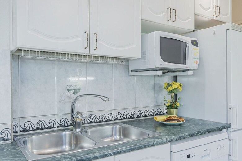 Gm Apartment Staropimenovskiy 16