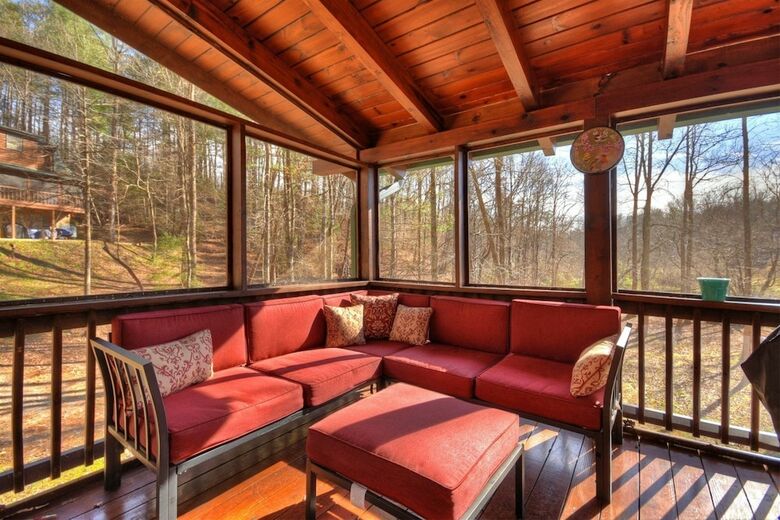 Cabana Fox Hollow