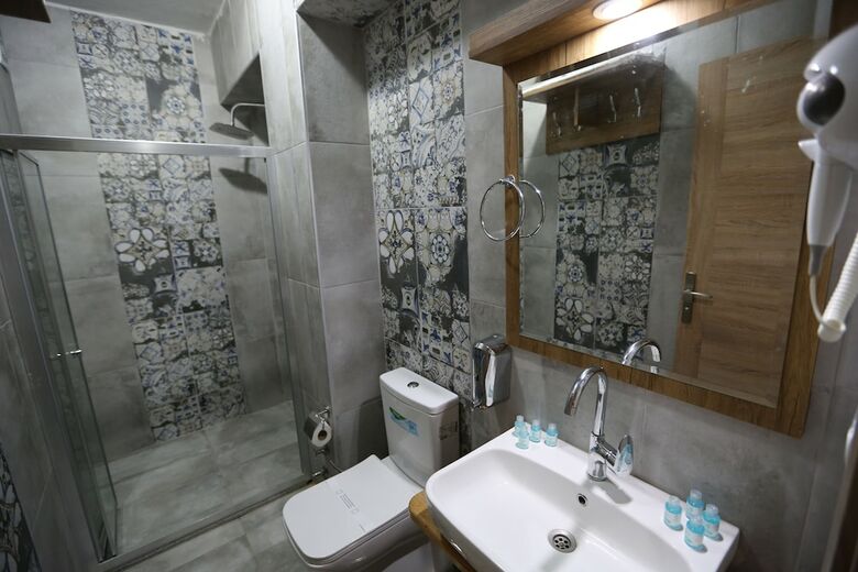 Hotel Askoroz Otel