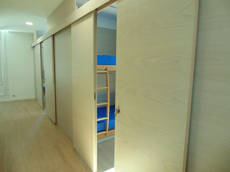 Hostal Hostel Albergue O Mes�n