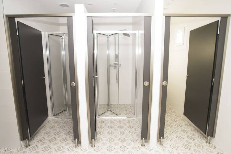 Hostal Hostel Albergue O Mes�n