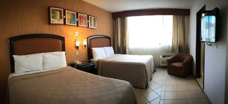 Eh Ejecutivo Urban Hotel