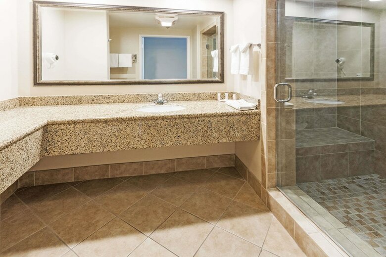 Hotel Howard Johnson By Wyndham Pasadena