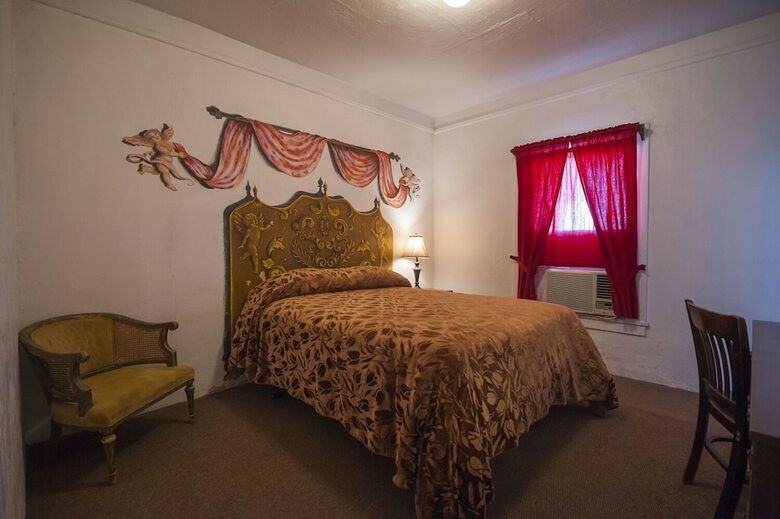 Motel Amargosa Opera House