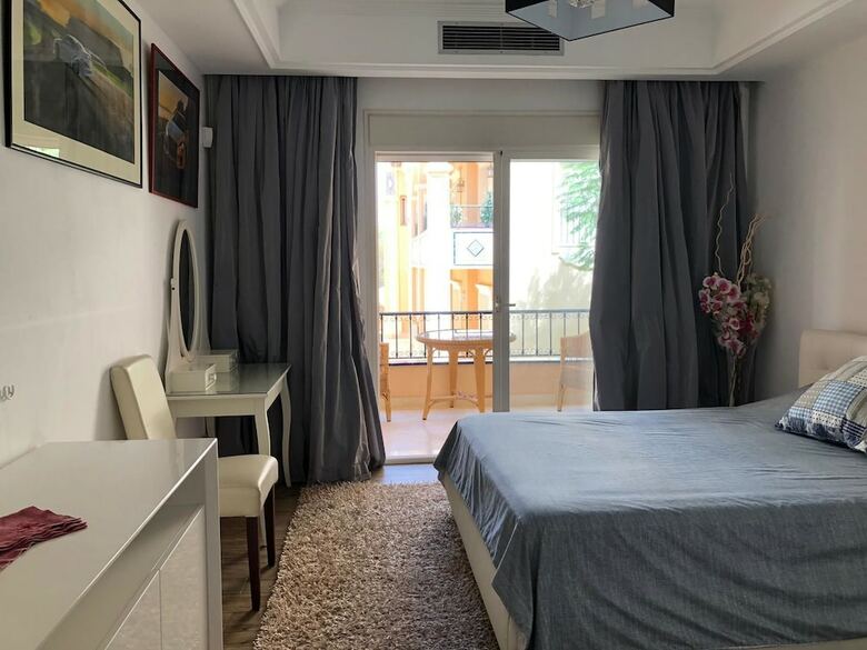 Room "golden Mile Marbella"