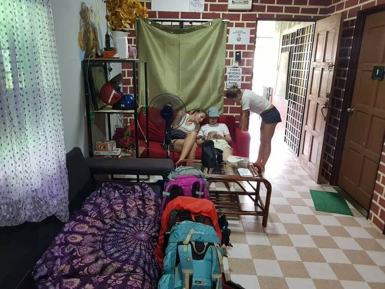 Hostal Bobi's Cafe Backpackers Hostel