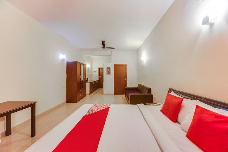 Hotel Oyo 43665 Purple Resort