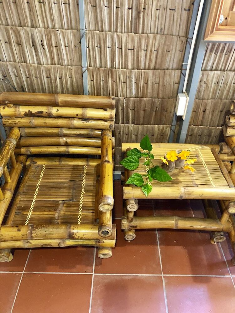Hotel Nha Homestay