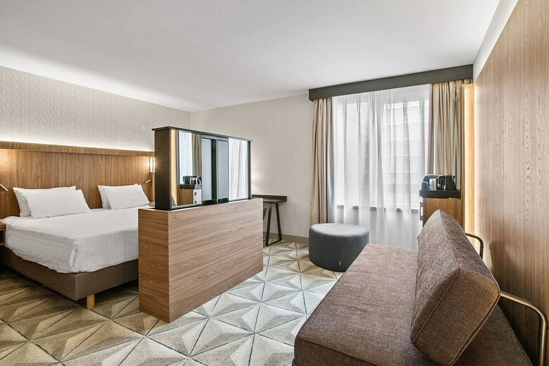 Hotel Courtyard By Marriott Paris Porte De Versailles