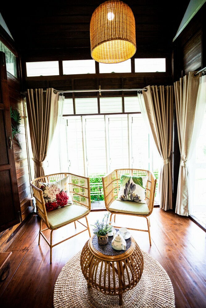 Hotel Baan Suan Krung Kao