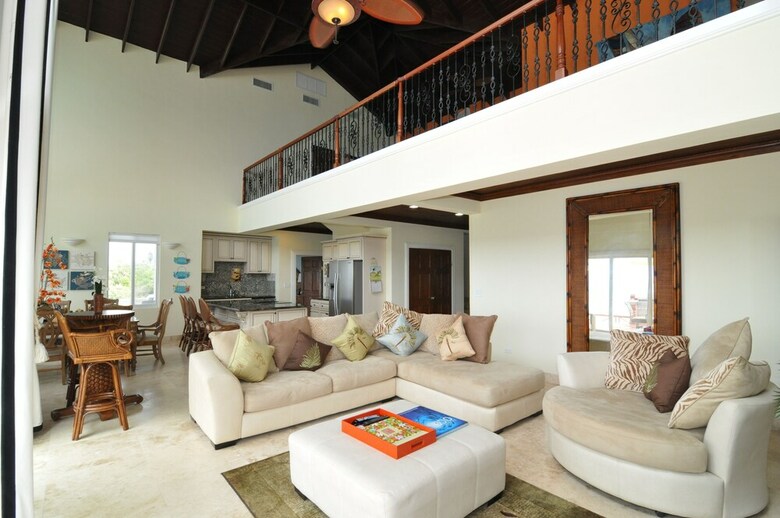 Palisades House