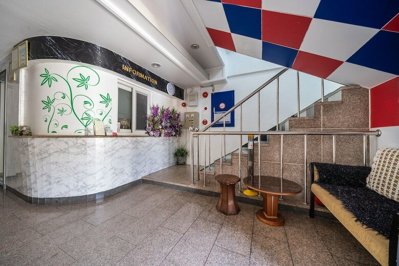 Hotel Healing House
