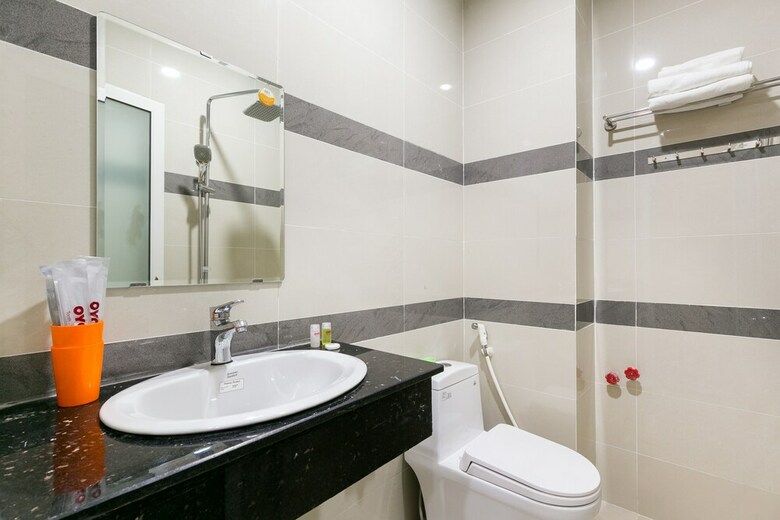 Oyo 365 Rose Hotel