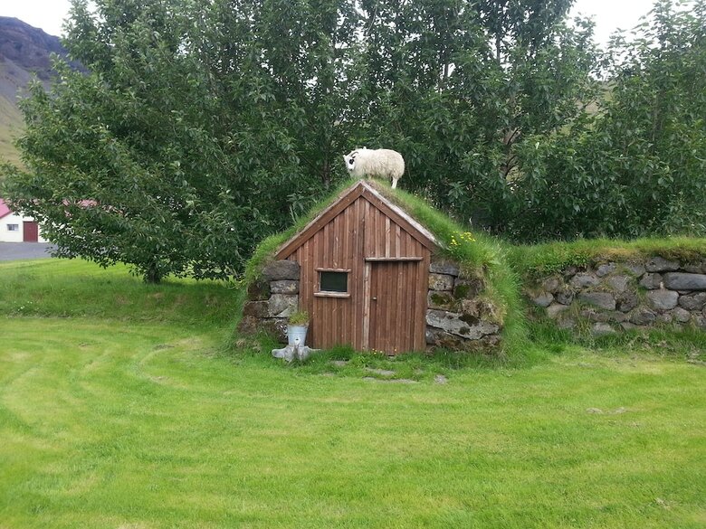 Cabana �s�lfssk�li Cottage