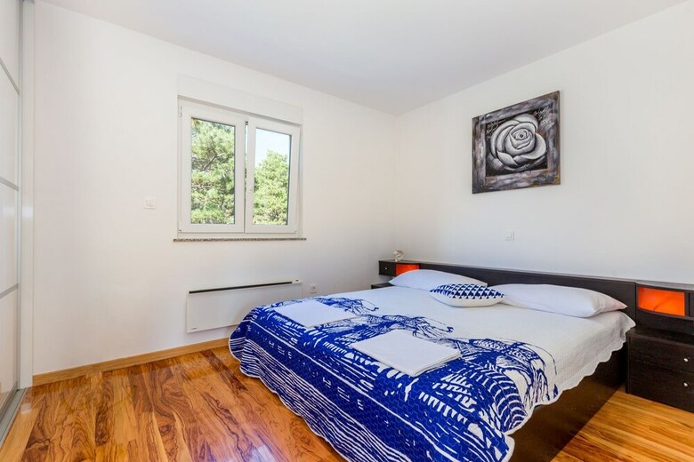 Apartment Dario