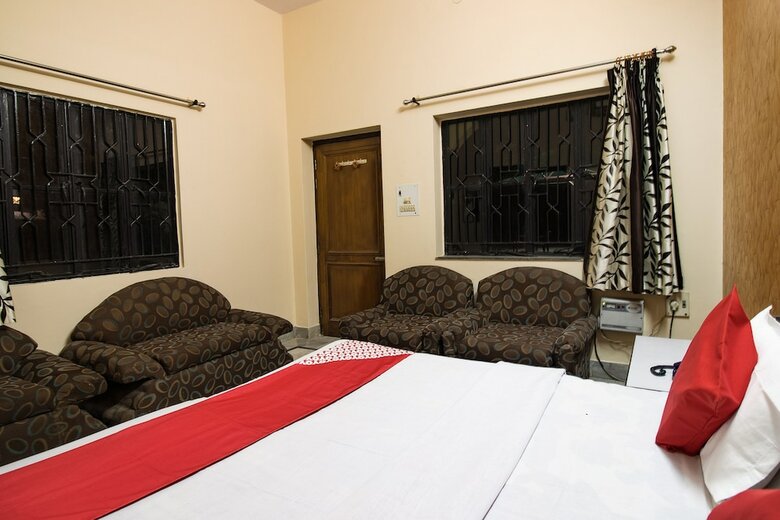Hotel Oyo 42790 Mukund Resort