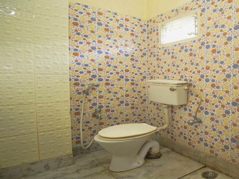 Spot On 38642 Hotel Sarojini Palace