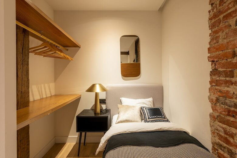 Renovado Y C�ntrico Apartamento Con AC