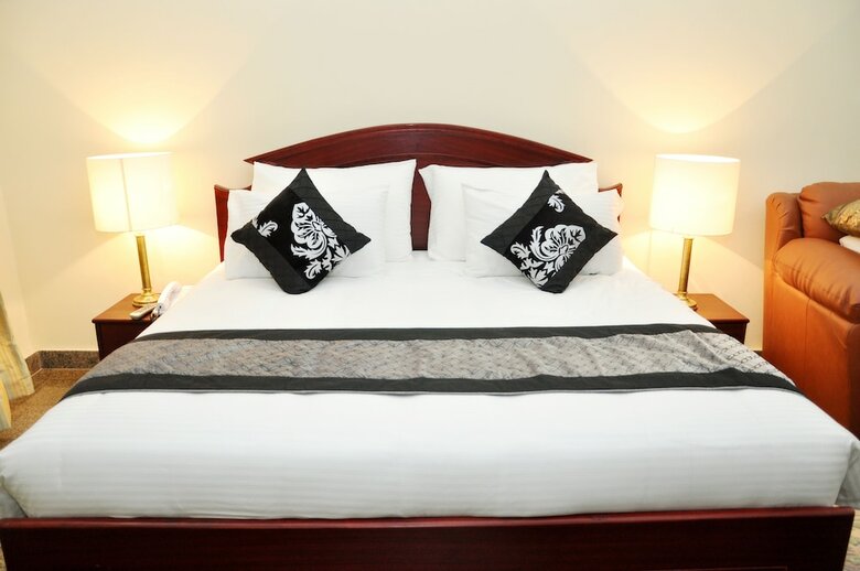 Hotel Forest Green