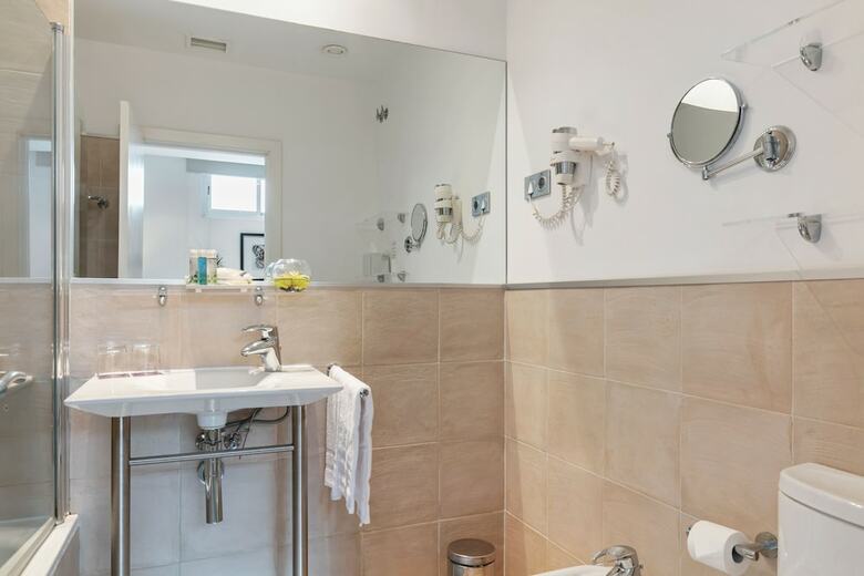 Hotel Globales Acis Y Galatea