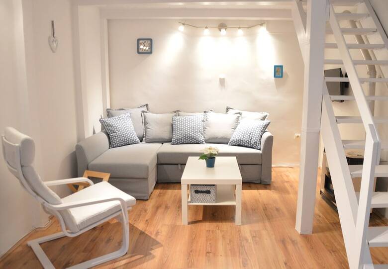 Kiraly 88 Apartment