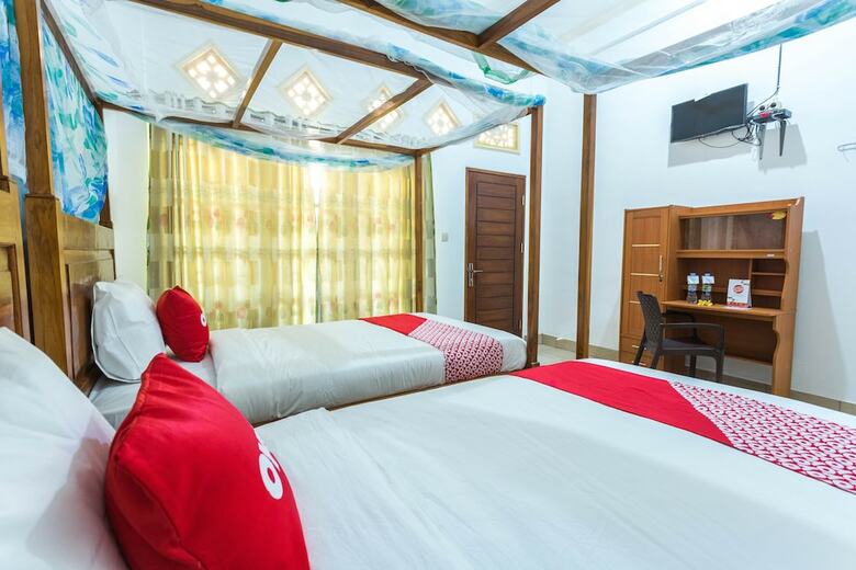 Hostal Oyo 1895 Lamancha Homestay