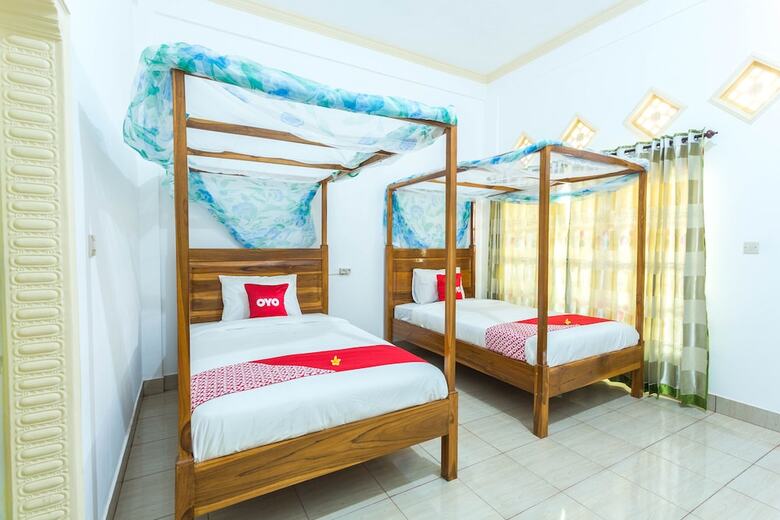 Hostal Oyo 1895 Lamancha Homestay