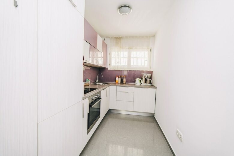 Modern 2bdr Apartment-cathedral View-best Location